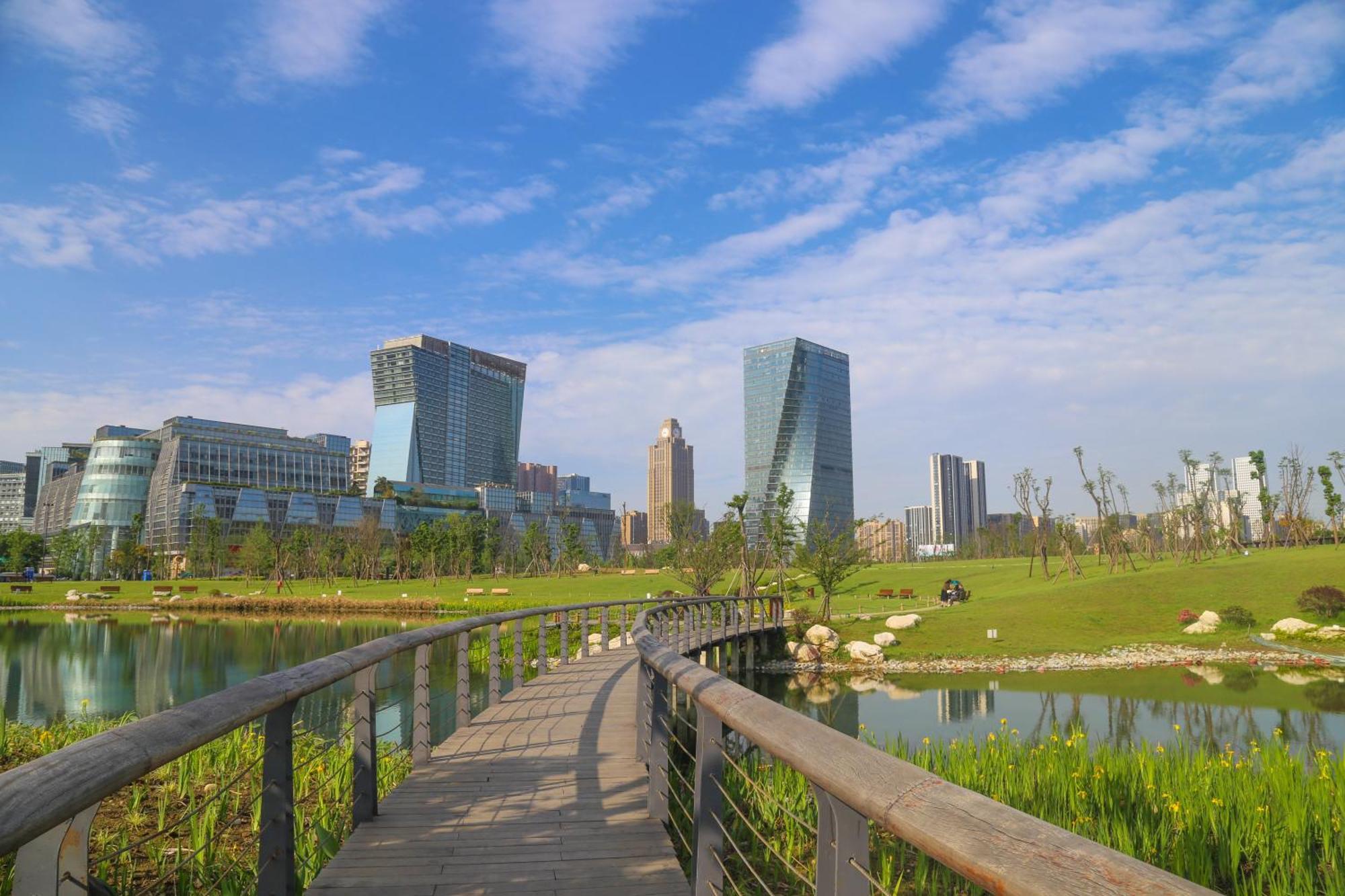 Holiday Inn Chengdu Century City-Westtower Exteriör bild