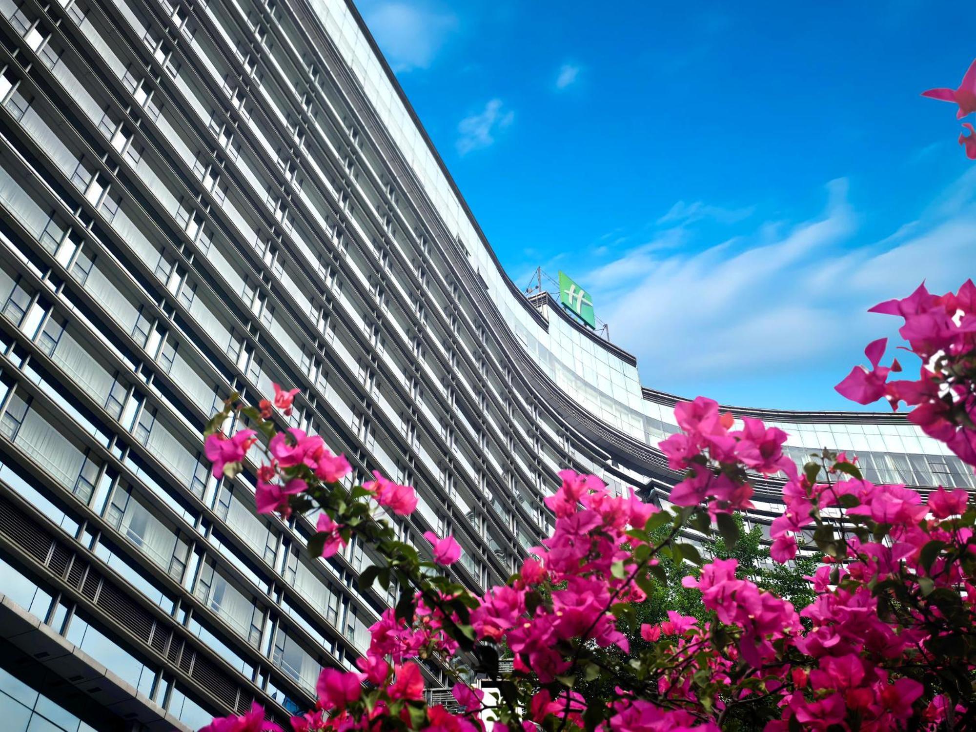 Holiday Inn Chengdu Century City-Westtower Exteriör bild