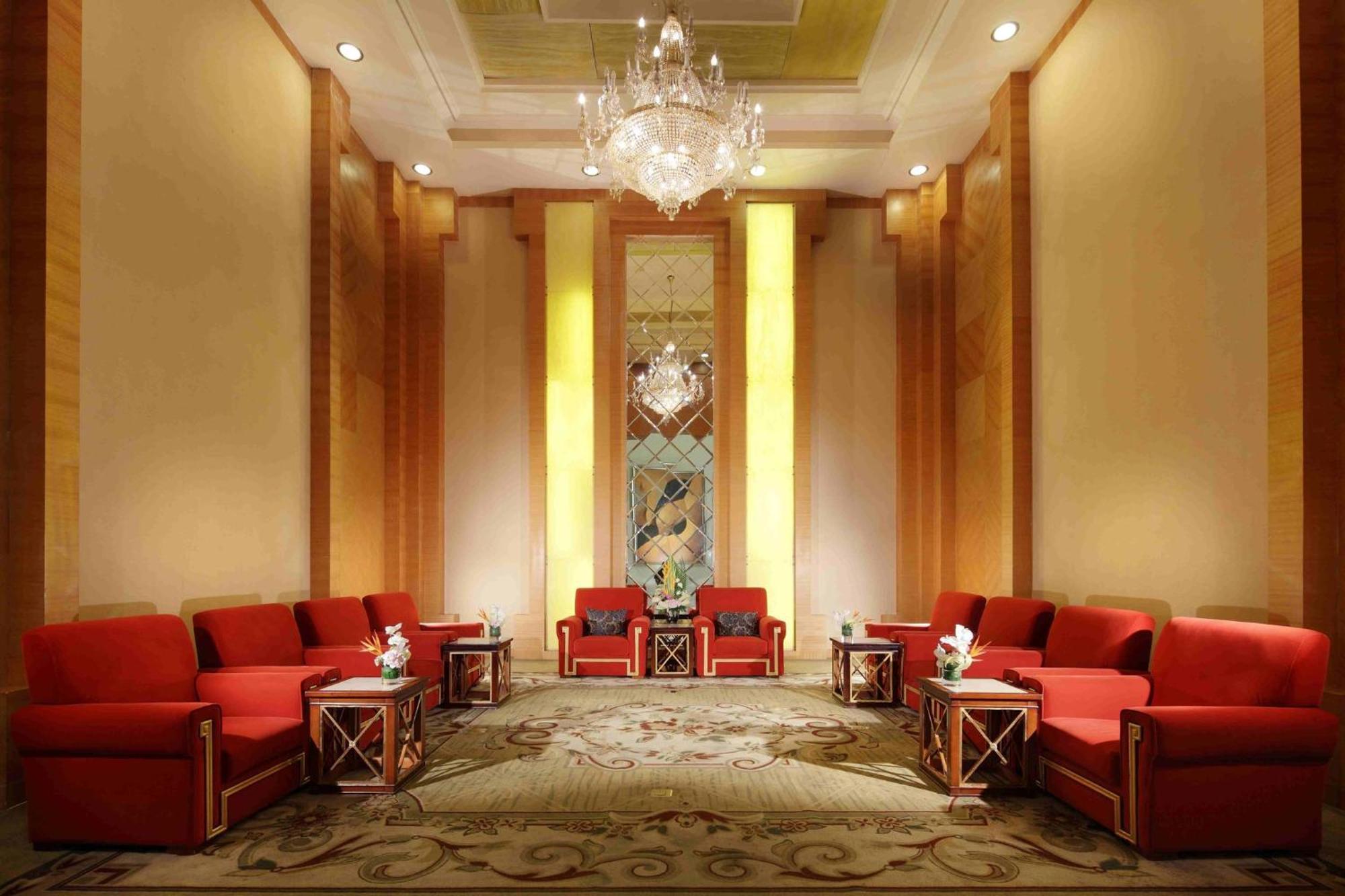 Holiday Inn Chengdu Century City-Westtower Exteriör bild